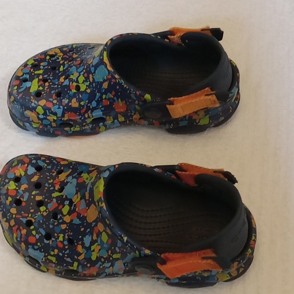 Kids classic all Terrain Terrazzo Crocs size 1 - Picture 2 of 5